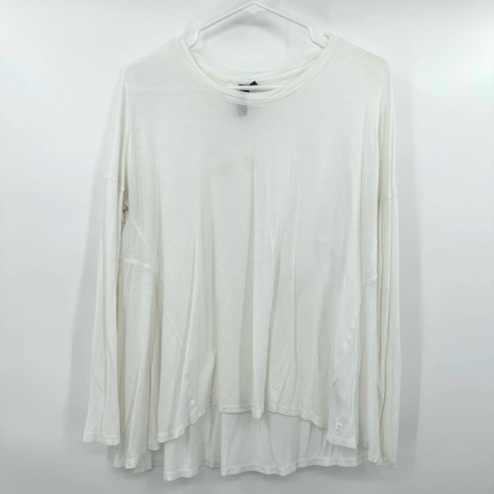 Sweaty Betty size small oversized white long sleeve top 100% viscose from bamboo